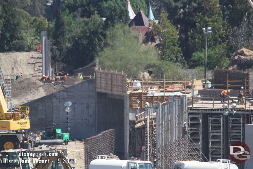 To the right a bit you can see the Frontierland tunnel and on the right side of the picture the marina area.