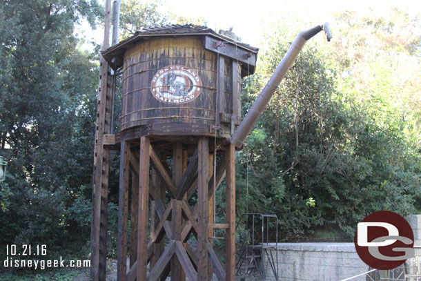 Since I was in the area took a quick walk through the New Orleans Square station.