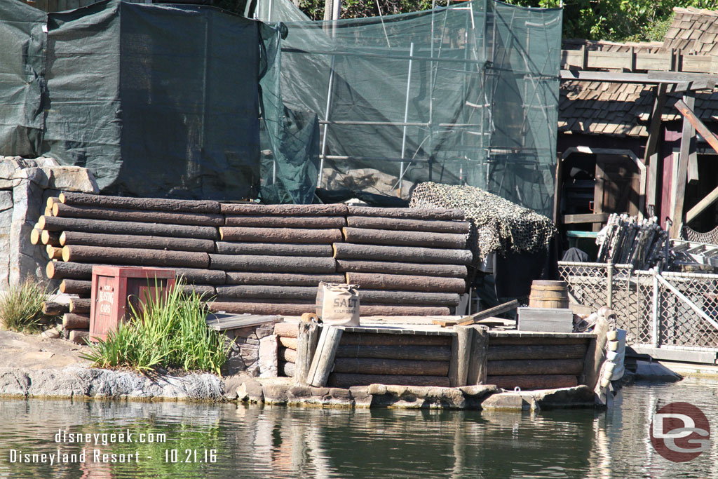 A second look at the projector area on the island.