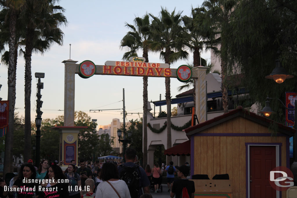 Looking back toward Buena Vista Street