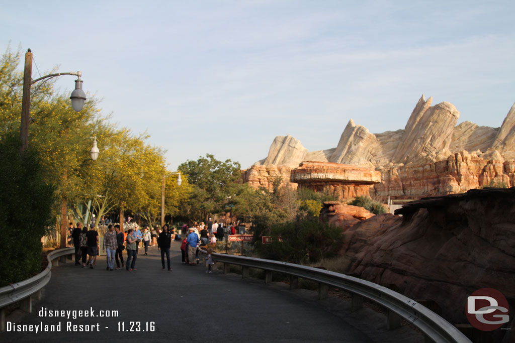 A quick look into Ornament Valley as the sun was getting lower in the sky.