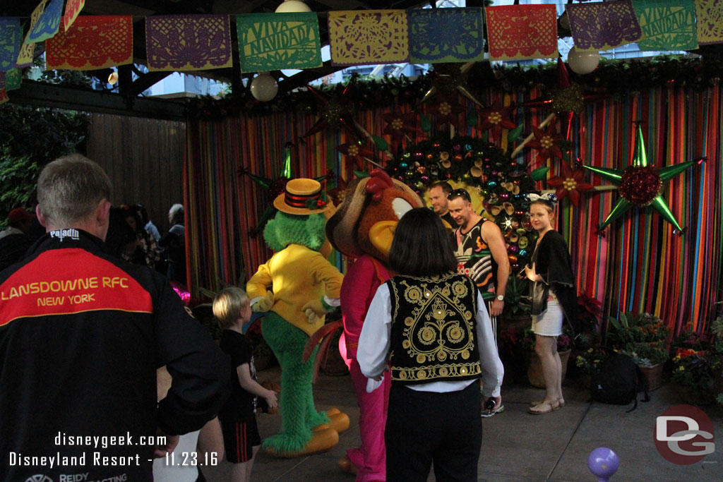 The three caballeros were out for photos, but I did not have time to stop and see them or wait for a clear picture (had my dinner and was looking for a table).