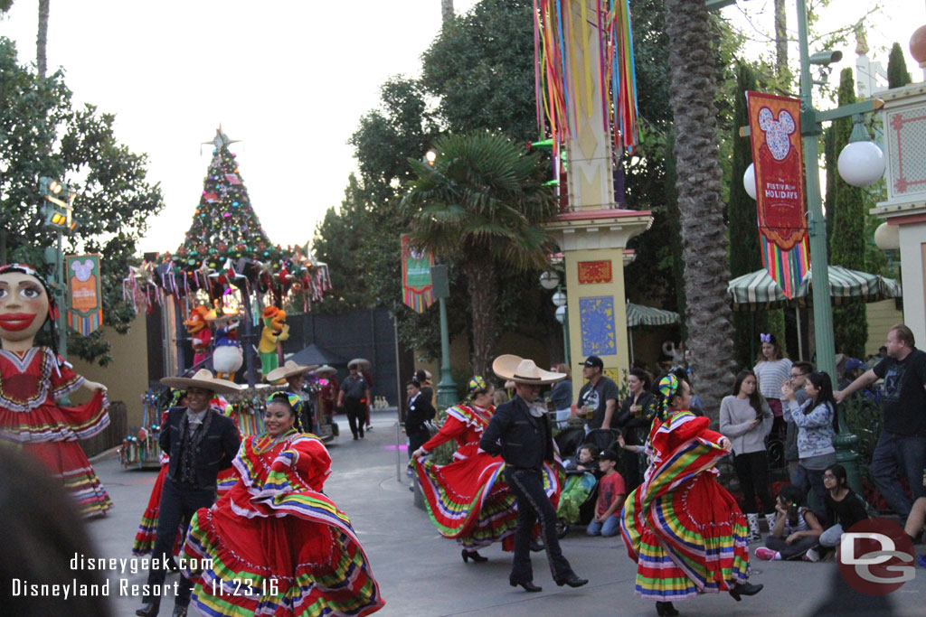 After eating found a spot for Viva Navidad!