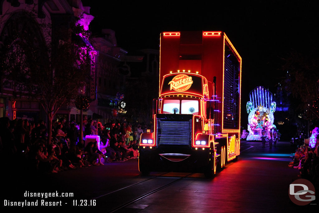 Mack rolling toward Town Square.