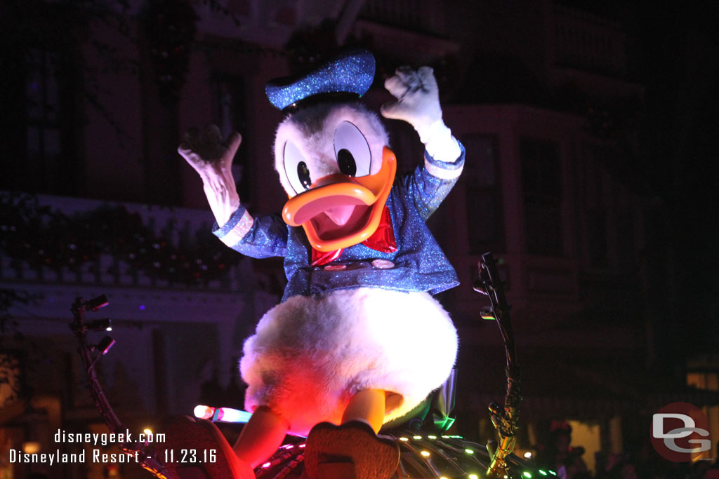 Donald Duck in Paint the Night