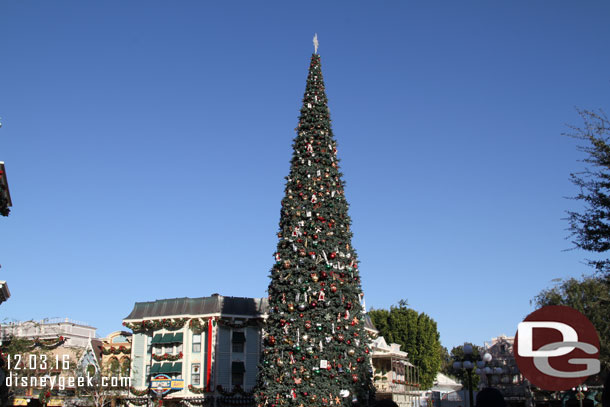 The Main Street Christmas tree.