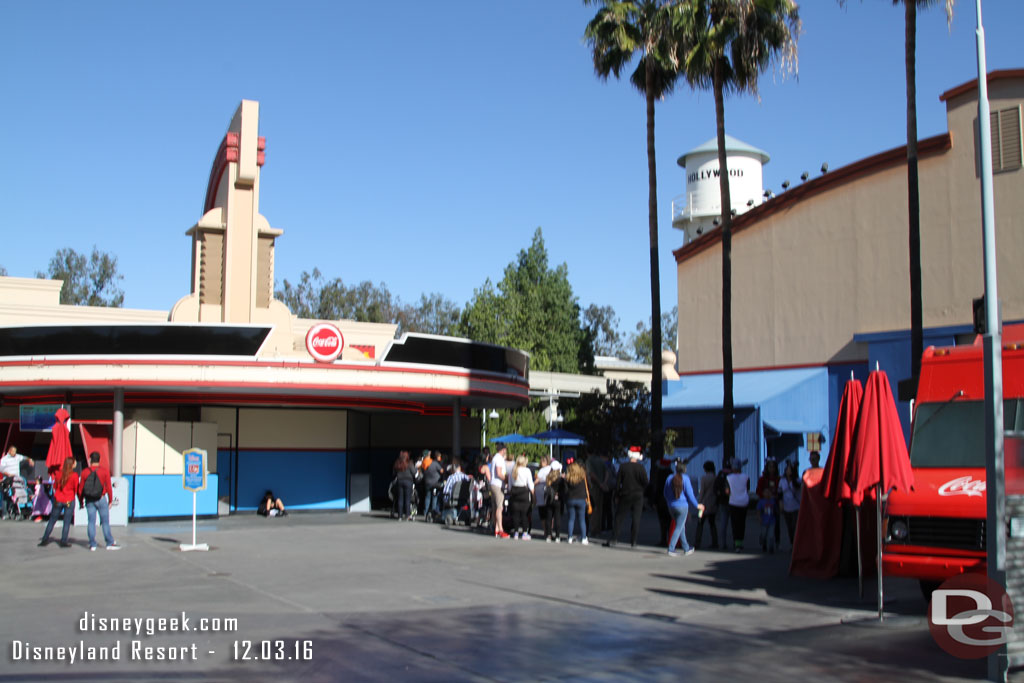 A line of guests for the Visa photo this morning.