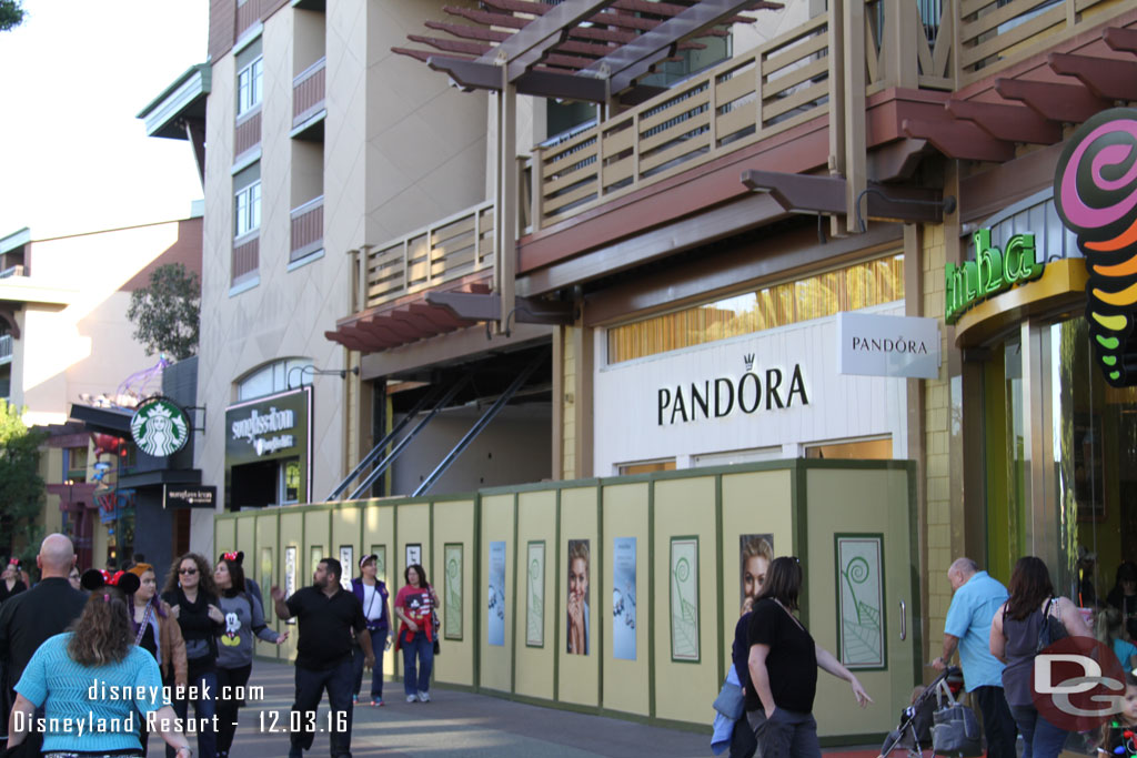 The Pandora signage is now up.