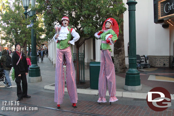 The Stilt Circus duo in Carthay Circle.