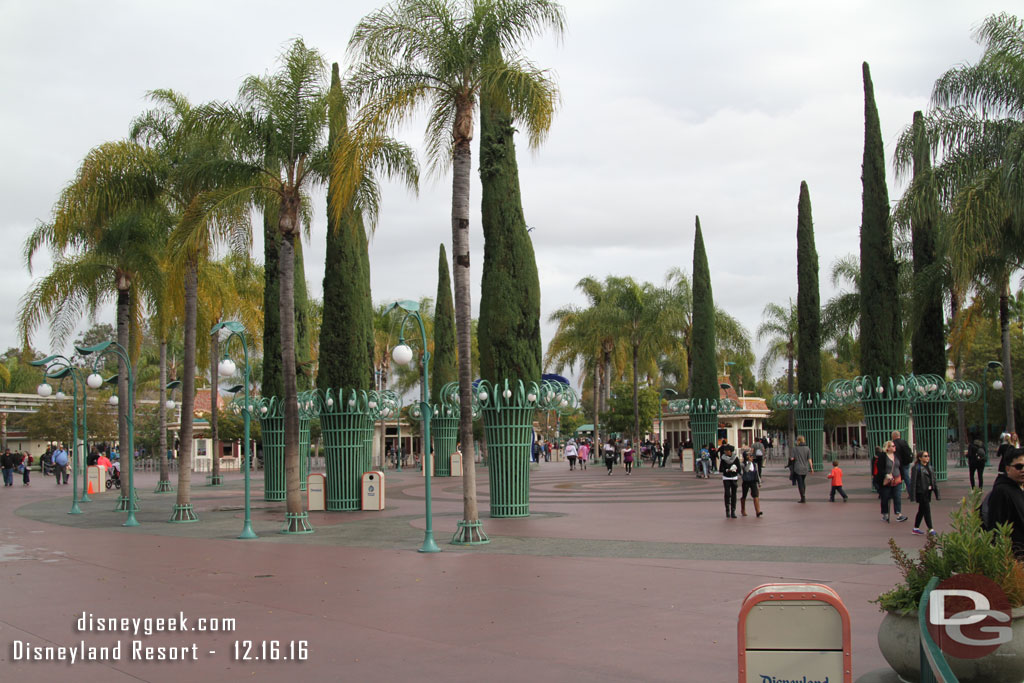 The west side of the Esplanade is once again wide open.  The security tents are gone.  We have not seen this view in 15 years.   