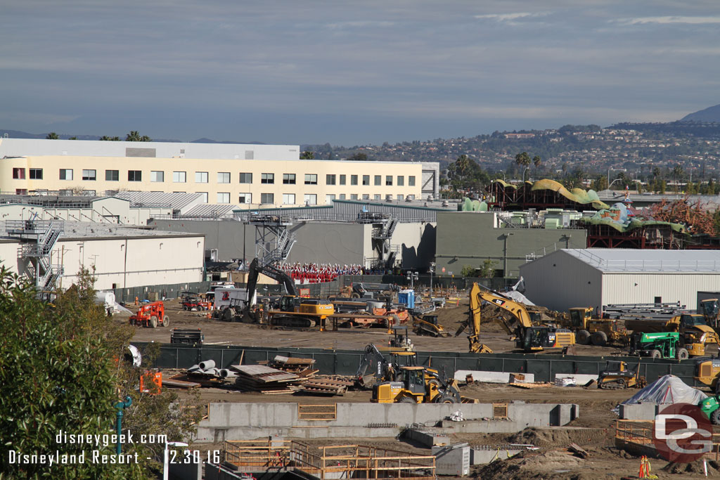 From the roof a pan across the site, as normal starting on the left/north and working to the right.   All traces of the large mound of dirt are now gone.. it is a parking lot for equipment.