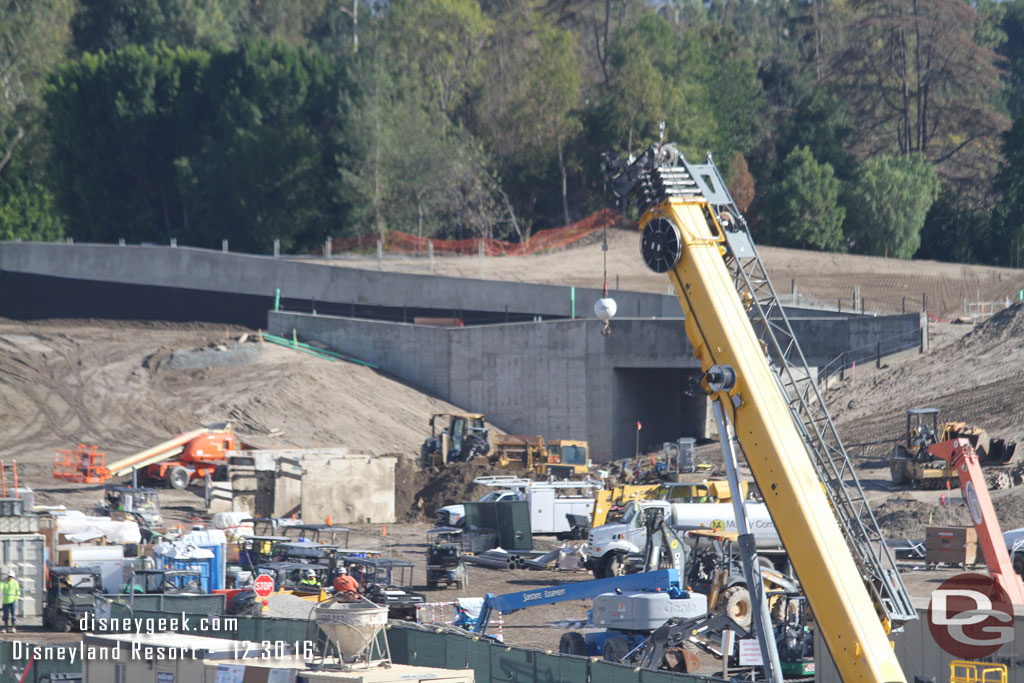 On the right is the entrance tunnel from Fantasyland.