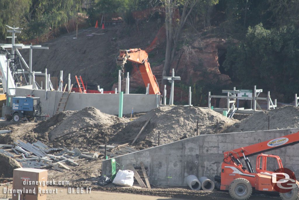 Continuing to pan across the site to the right.