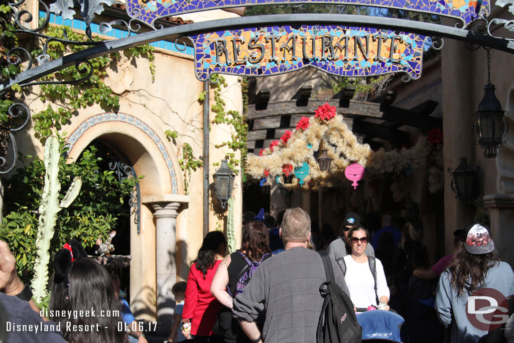 Speaking of long the line for Rancho Del Zocalo stretched all the way to Frontierland.