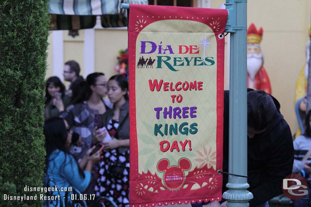 An area to the left of Boardwalk Pizza & Pasta was set up for Three Kings day.