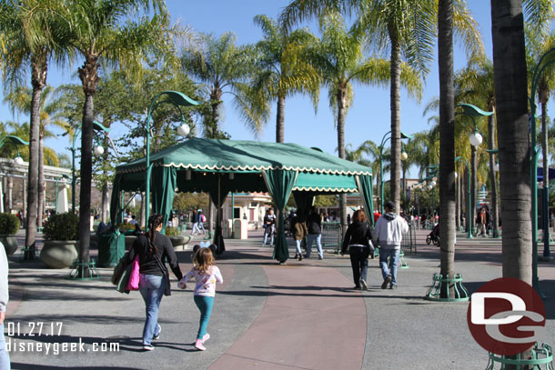 Still seems odd that one security tent was left in the west Esplanade.