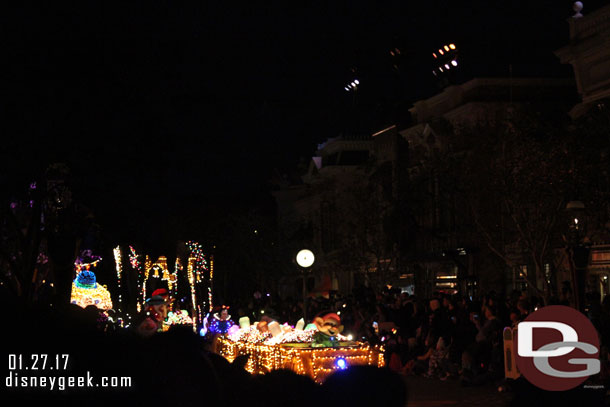 It was interesting to see the lights turning on/off following the performers up the parade route.  Guessing a new safety precaution for the performers?