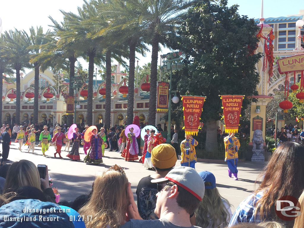 This week the procession featured the Acrobats of China, which was different than the version I saw last week.