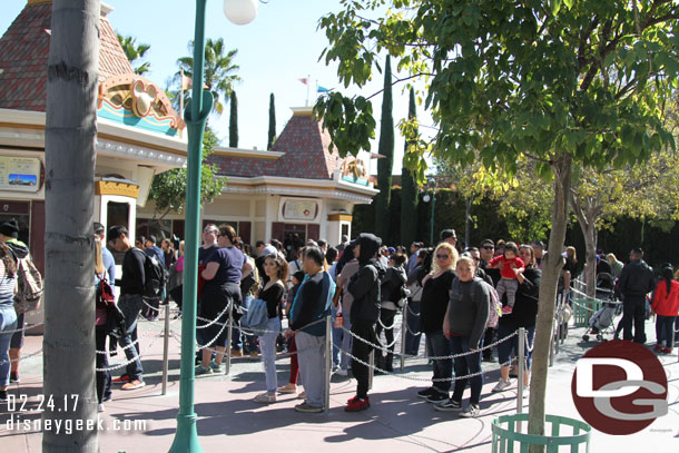 Healthy lines at the ticket booths at 1:30pm on a non holiday Friday in February.  Some schools had the full week off.