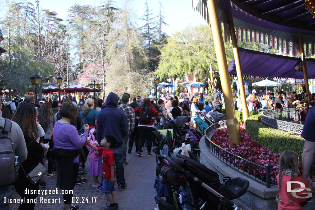 The carousel line overflowed and wrapped around almost to the the Sword in the Stone.