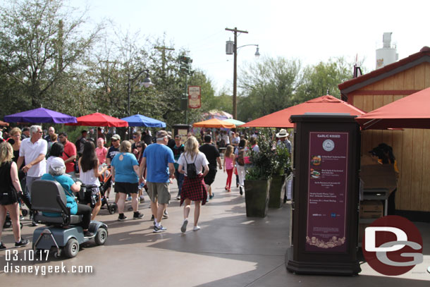 Crowds were moderate with a lot of guests browsing this afternoon.  Food lines were not bad but a good flow of guests.