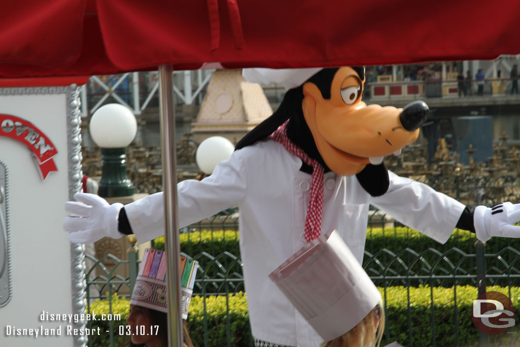 Goofy was the star of the show.