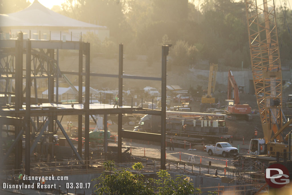 More steel being delivered.  Looks like roof pieces.