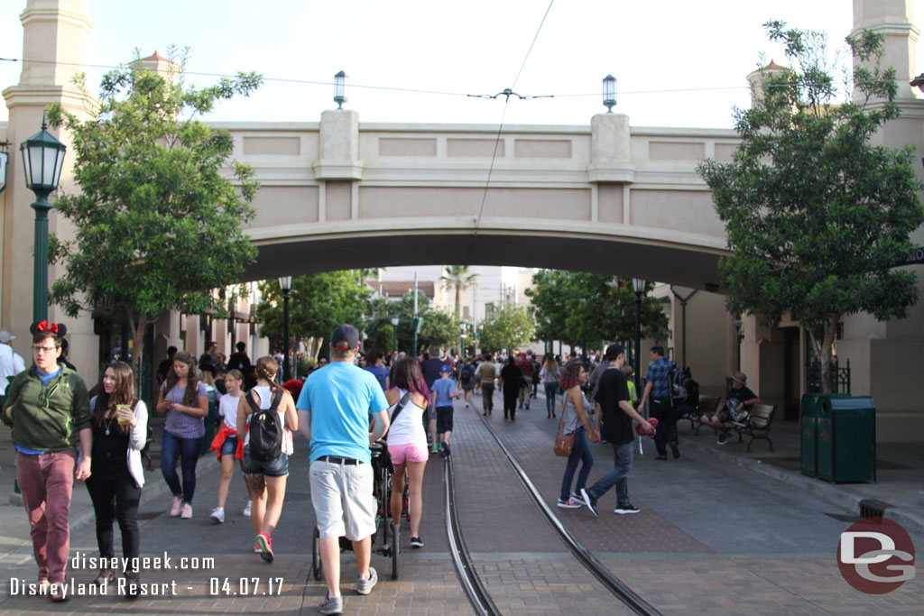 Back to DCA and Buena Vista Street.  Spent about half an hour to walk DD and find the eggs.