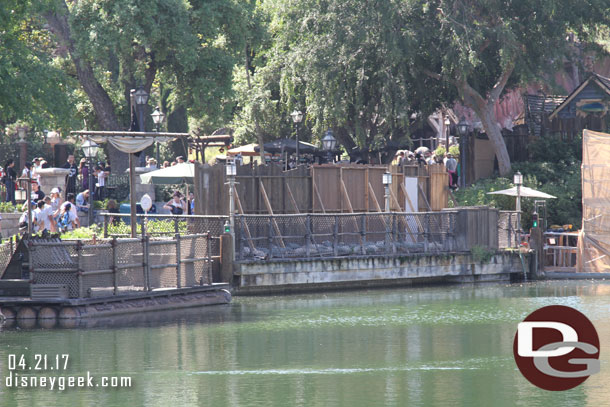 The smoking area is still walled off.