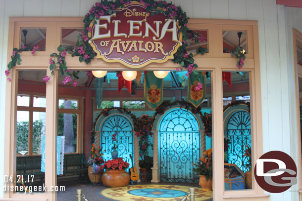 Elena of Avalor photo op.