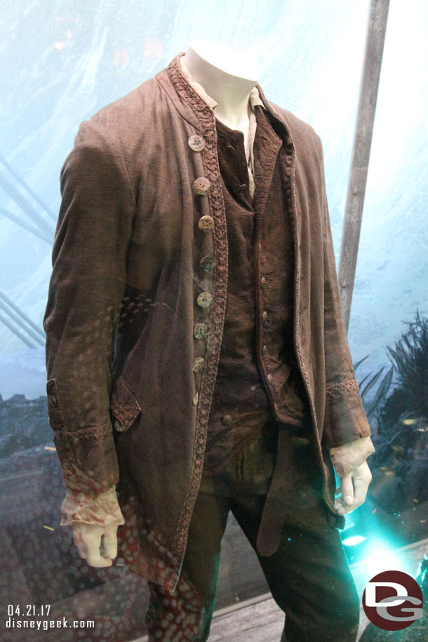 Costume worn by Brenton Thwaites as Henry