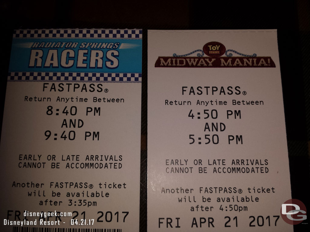 While eating dinner snapped a picture of my two current FastPasses.. a good collection considering I did not arrive until after 1pm.