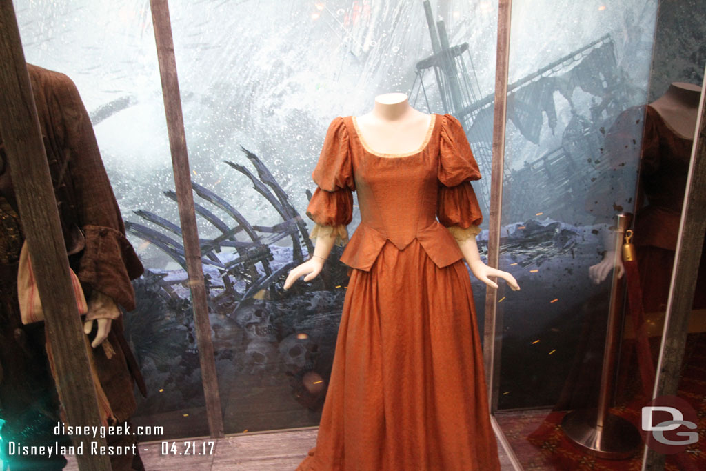 Carina Smyth costume worn by Kaya Scodelario