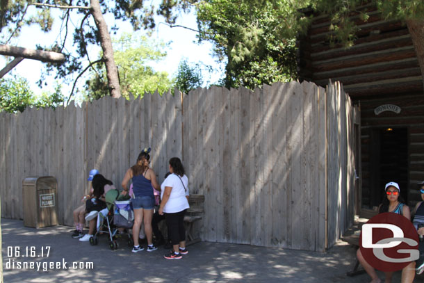 In Frontierland the entrance on the south side has walls up.