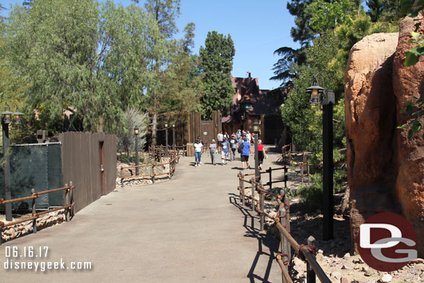 Looking toward Fantasyland.  To the left that wall is for the second walkway to Star Wars.