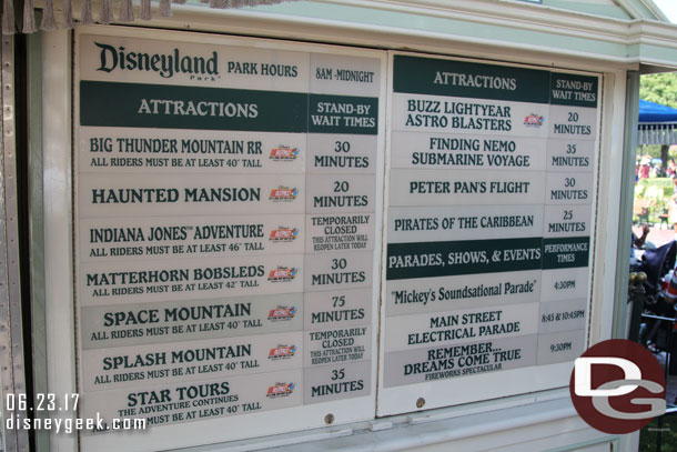 Disneyland wait times at 3:07pm