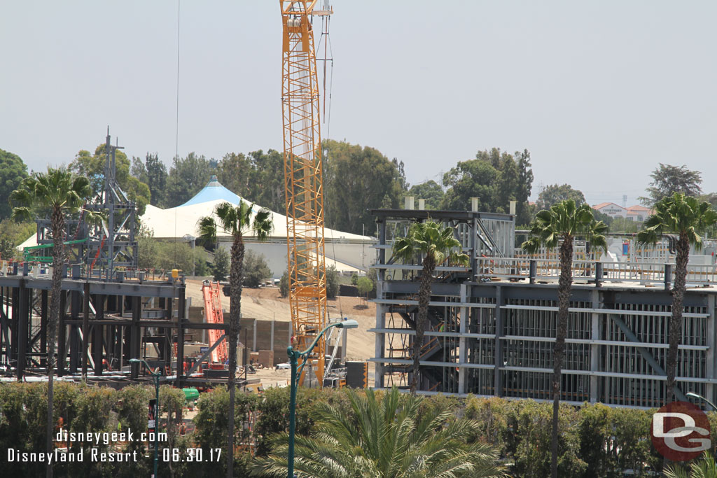 Panning to the right a gap between the two show buildings