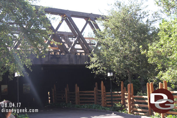 My plan was to eat at the Hungry Bear but the lines were long due to school groups.