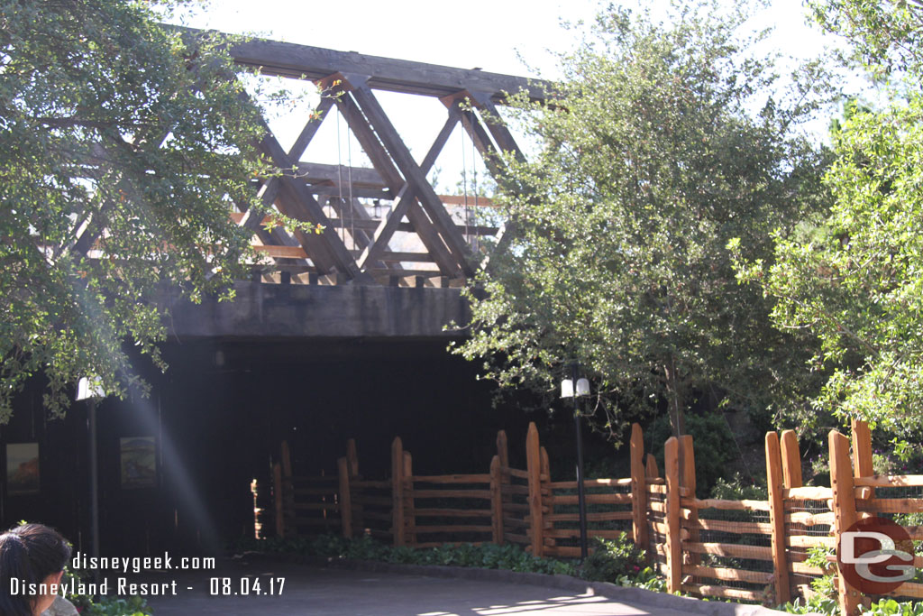 My plan was to eat at the Hungry Bear but the lines were long due to school groups.