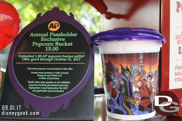 A new Annual Passholder popcorn bucket/refill deal has started.