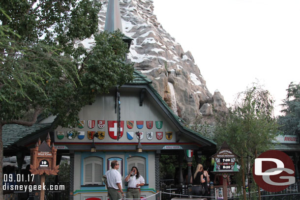 Only a 10 minutes wait for the Matterhorn this evening and 5 minute return time for FastPass.  (It was 7:15 when I took this picture).