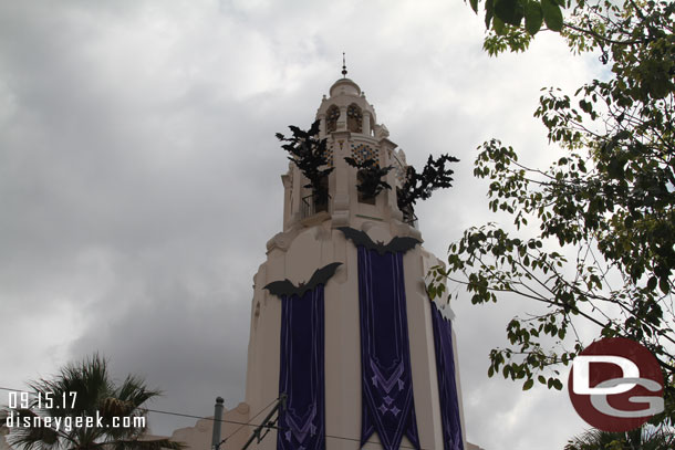 Carthay Circle Restaurant features more purple and bats.