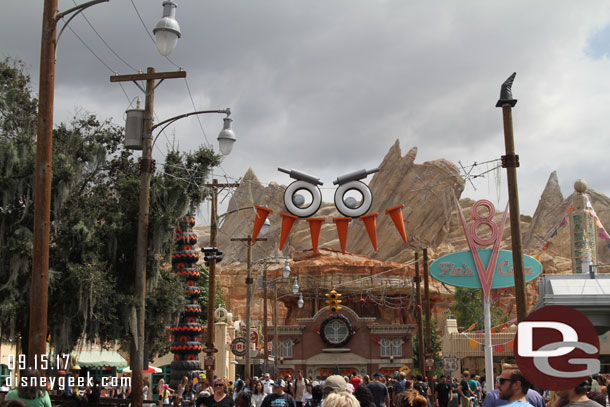 Route 66 Haul-O-Ween decorations.