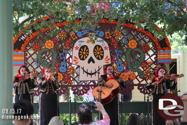 After the show the Mariachi Divas take to the Paradise Gardens Band Stand for a performance.