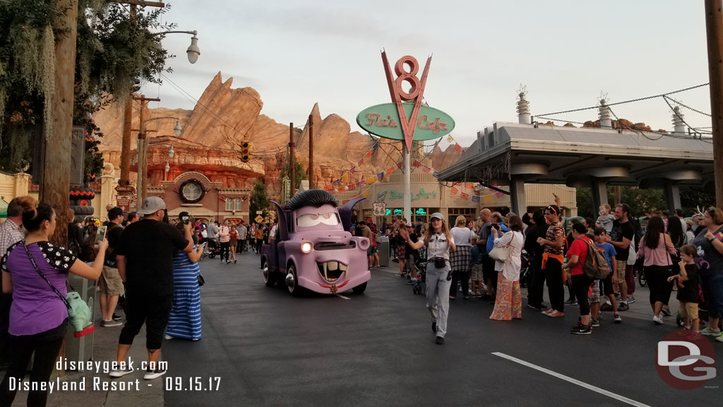 Van-pire Mater arriving at the Cozy Cone.