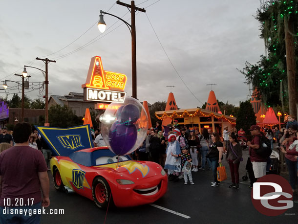 My streak of bad timing continues.. a balloon blows into the frame as Lighting drives by.