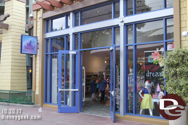 Also new since my last visit the Dream Boutique replaced Anna & Elsa's Boutique