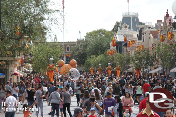 Looking back down Main Street USA.  Looking busy for 2pm on a Friday.