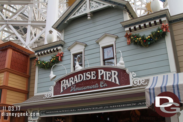 Paradise Pier decorations