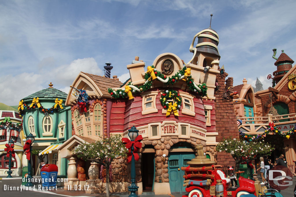 The residents of Toon Town have decorated for the season.  Here is a look around.